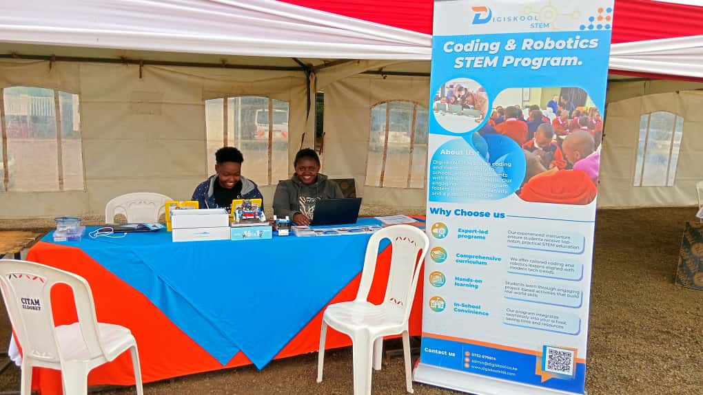 Digiskool Rollup Banner